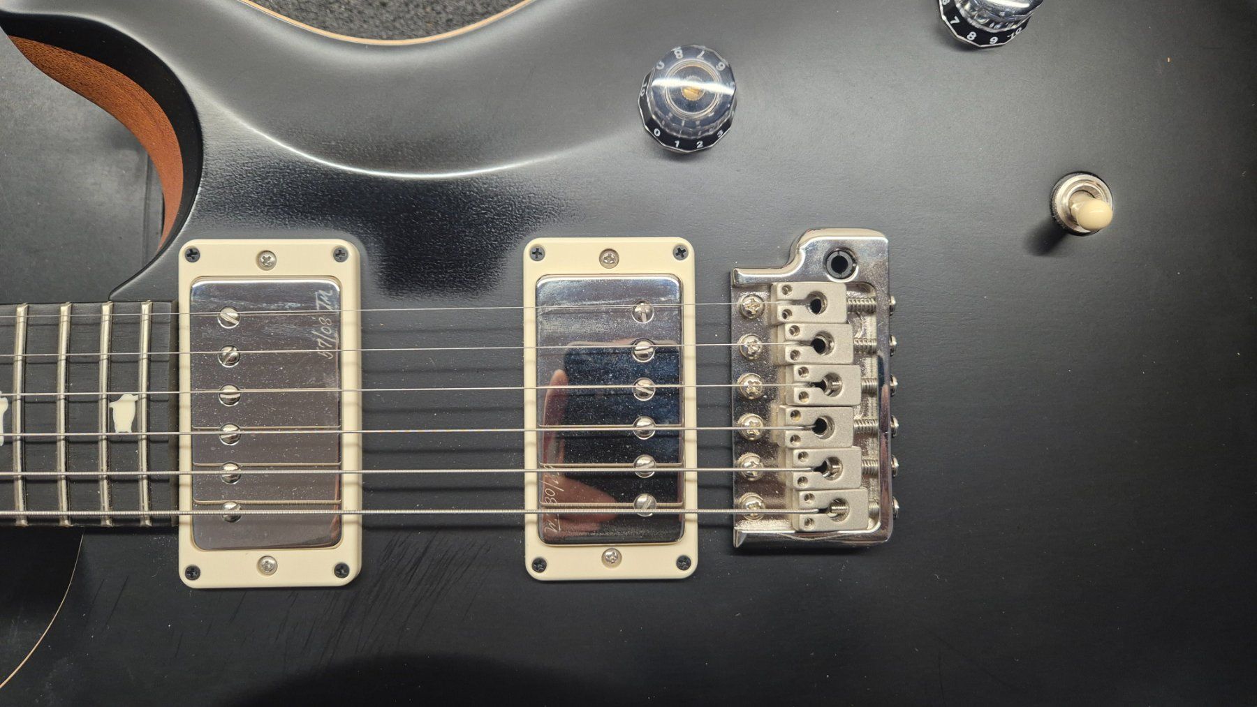 PRS Instruments de musique: PRS CE24 Satin – D'occasion à Vuisternens-Ogoz par Lucas1985 2