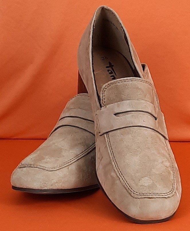 Tamaris Scarpe da donna: TAMARIS Echt Leder Halbschuhe Beige Gr.38 – Nuovo (secondo la descrizione) da Seuzach venduto da VT-Collections2