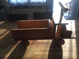 CAMION EN BOIS POUR ENFANTS