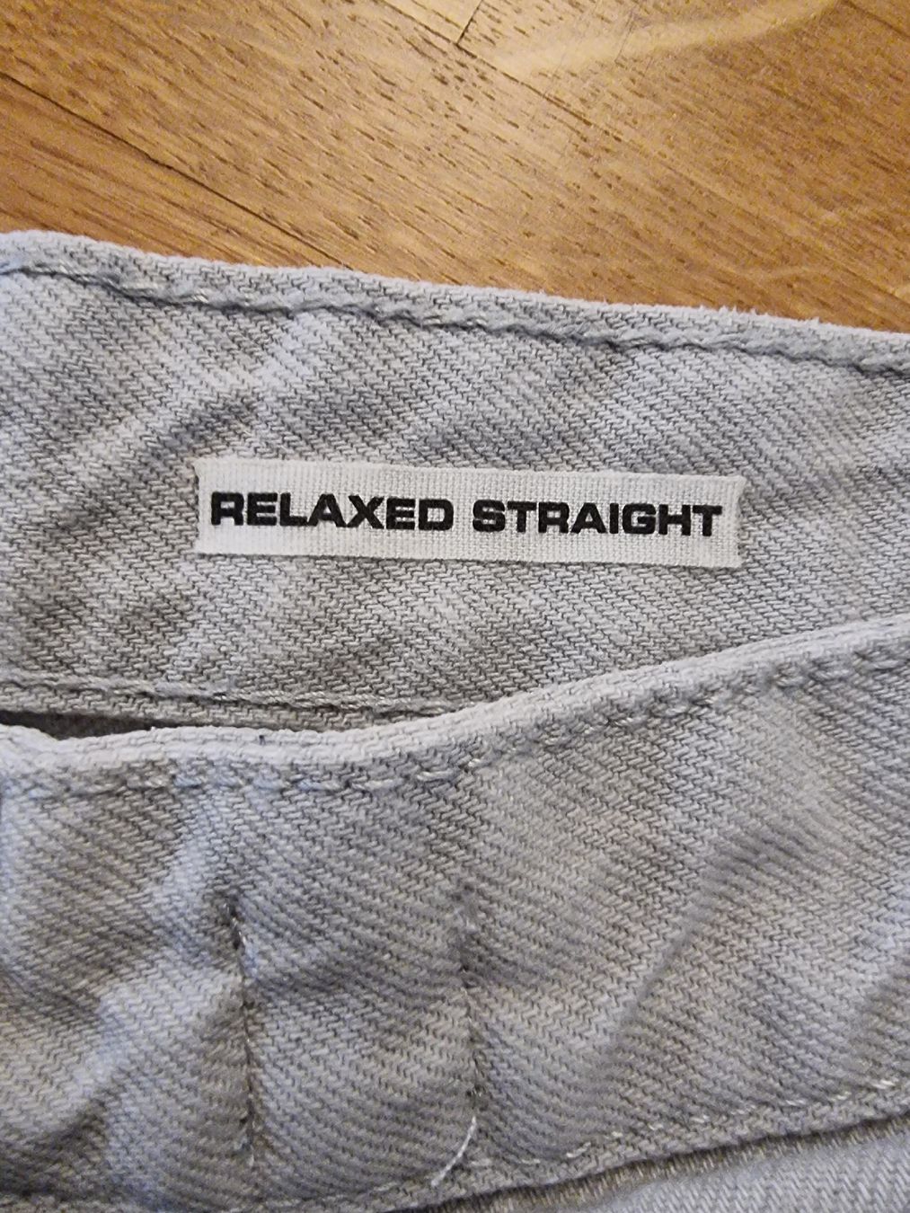 Pull&Bear Jeans: Pantalon jean Homme PULL & BEAR couleur mastic – Nuovo (secondo la descrizione) da Veyrier venduto da Leilazizou 2