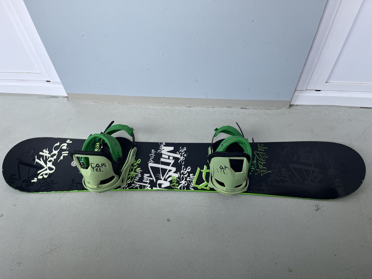 Nidecker Board: Nidecker Score Snowboard 148cm inkl. Bindung – Usato da Horgen venduto da pupcia01 4