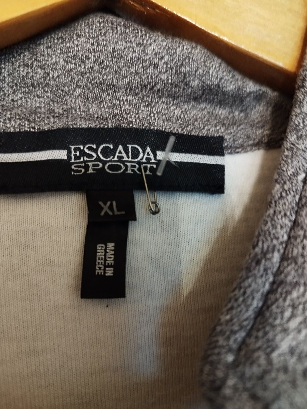 Escada Vestes: Escada Jacke damen Neu gr XL – Neuf avec emballage d'origine à Basel par pro_79rs 5