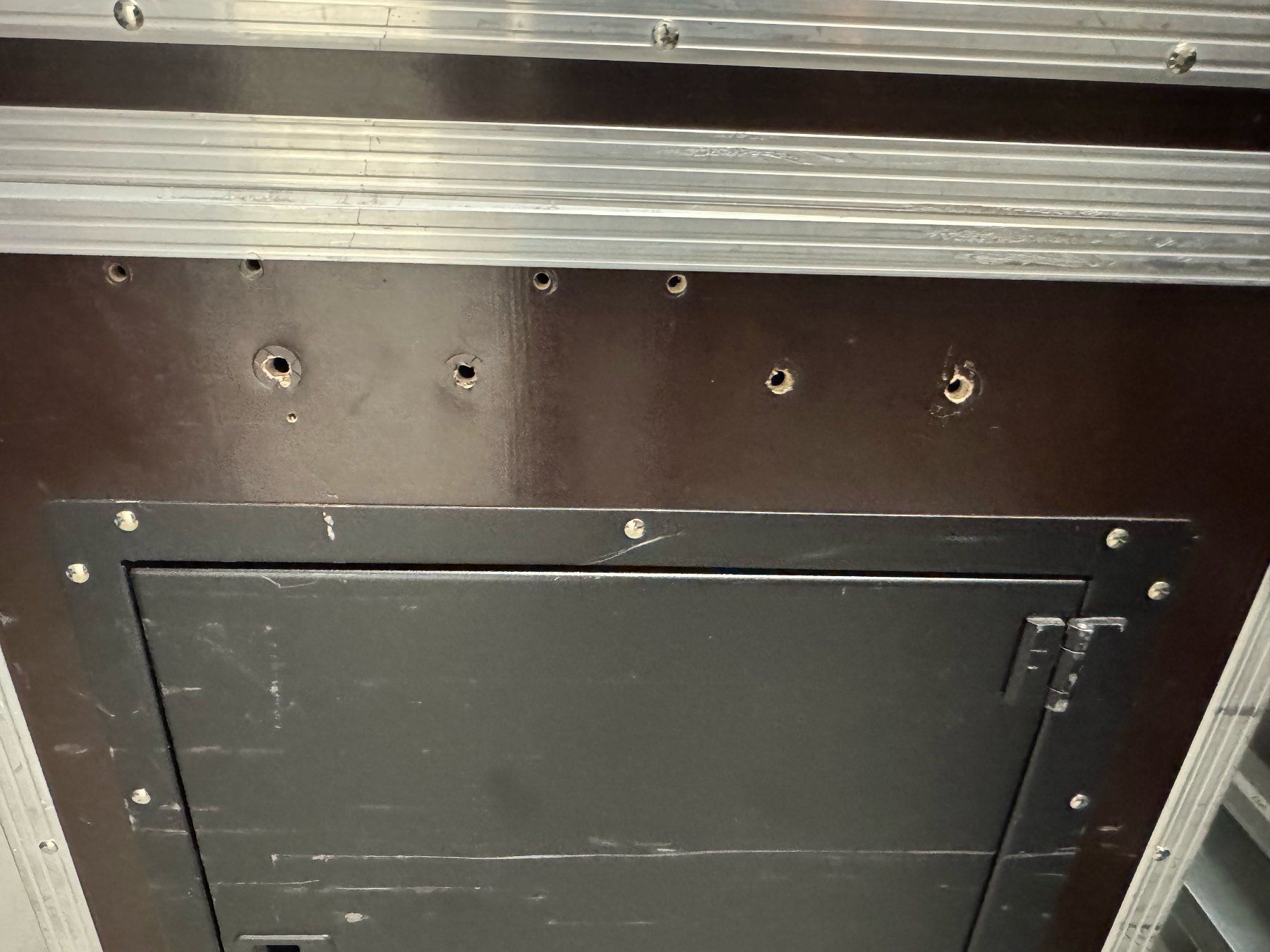 Autres accessoires: Thon L-Rack 15HE 45 mit Rollen – D'occasion à Zürich par  4
