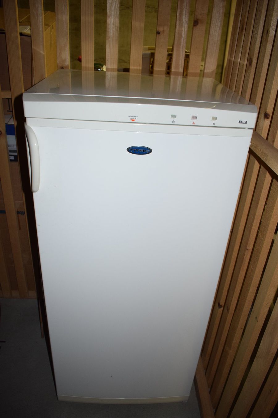Congelatori: Gefrierschrank Titan weiss – Usato da Villnachern venduto da jue_65hh