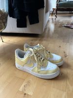 Nike Air Force 1 Gelb/Weiss, Grösse 39