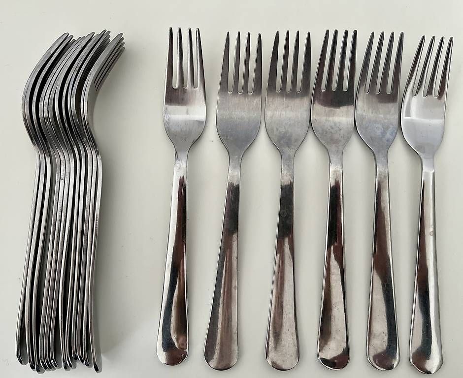 Set di posate: Set posate Ikea – Usato da Lugano venduto da luc_xdg5