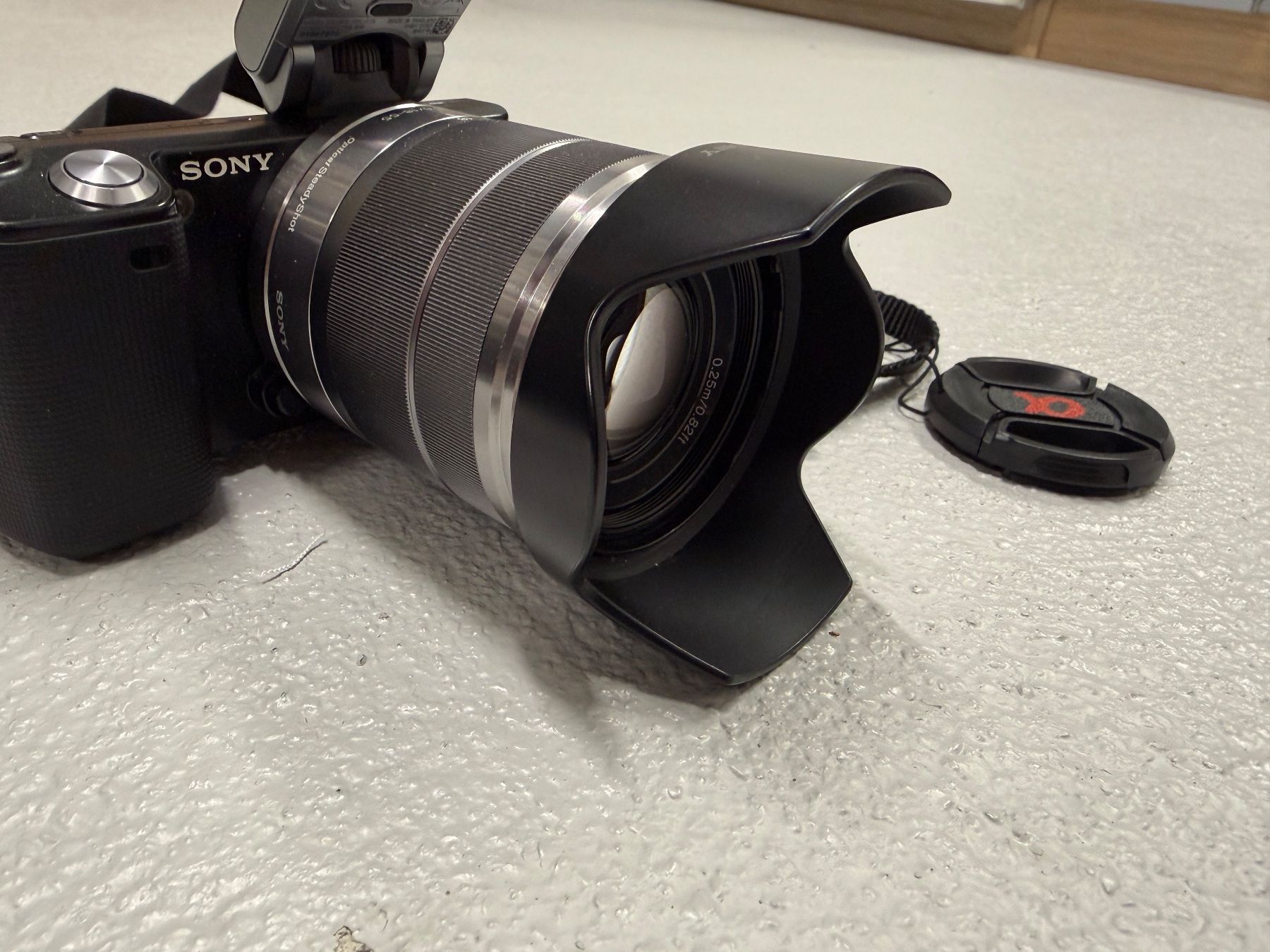 Sony Fotocamera: Sony Digitalkamera mit viel Zubehör – Usato da Adlikon b.Regensdf venduto da Ringhio 1