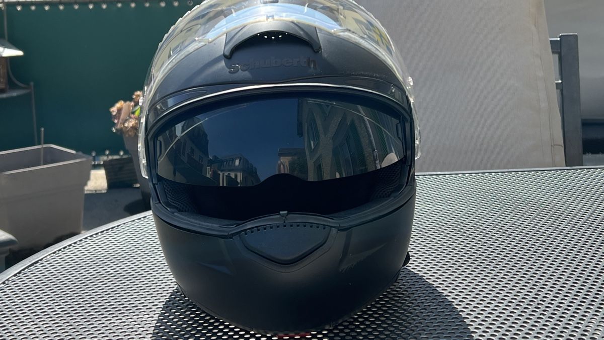 Schuberth Casques & visières: Schubert Klapphelm Matt Schwarz - Top Zustand! – Neuf (Voir description) à St. Gallen par beaverhouse 1