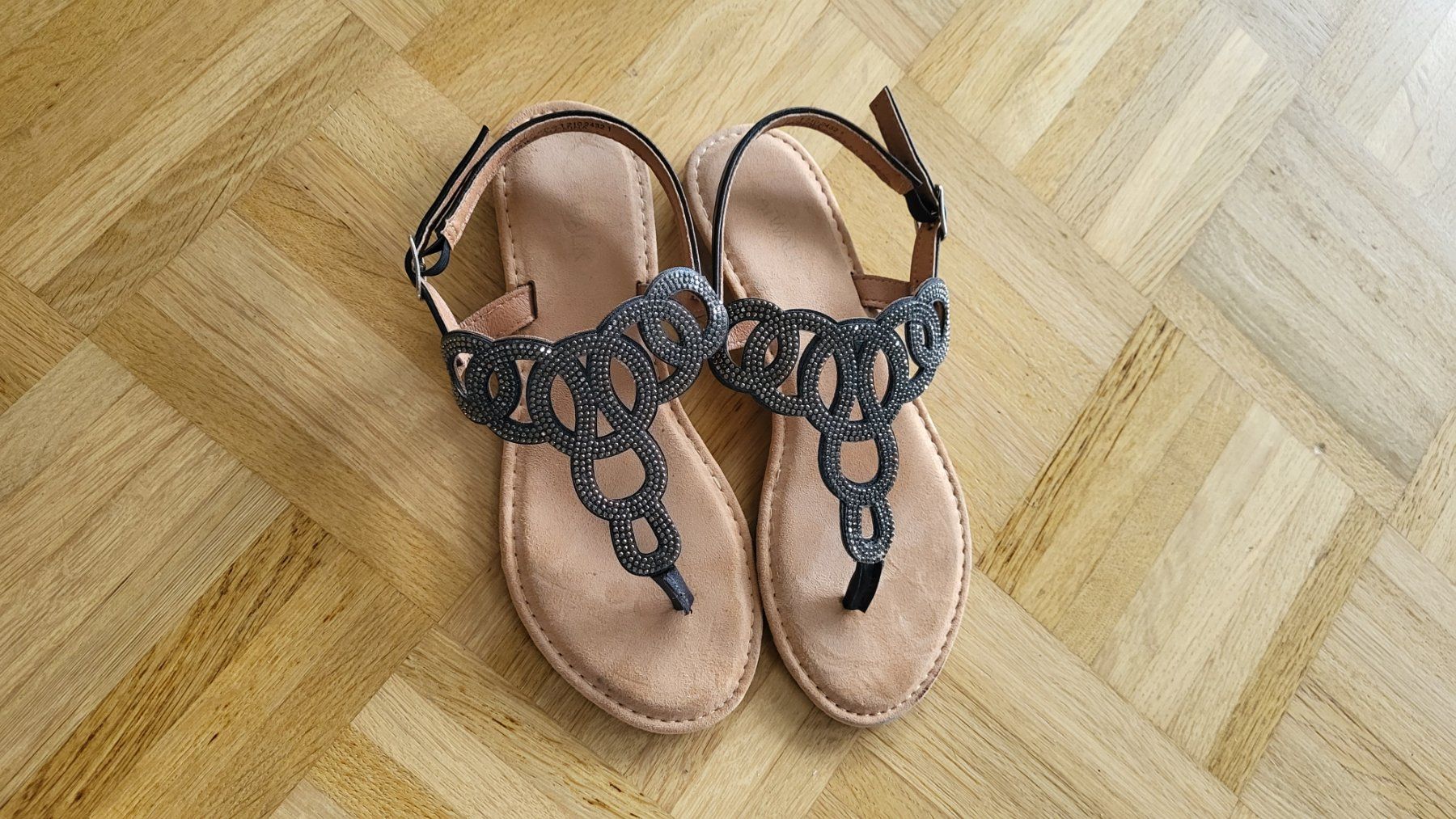 Chaussures femmes: Zehentrenner / Sandale – Neuf (Voir description) à Horw par Pfderi0