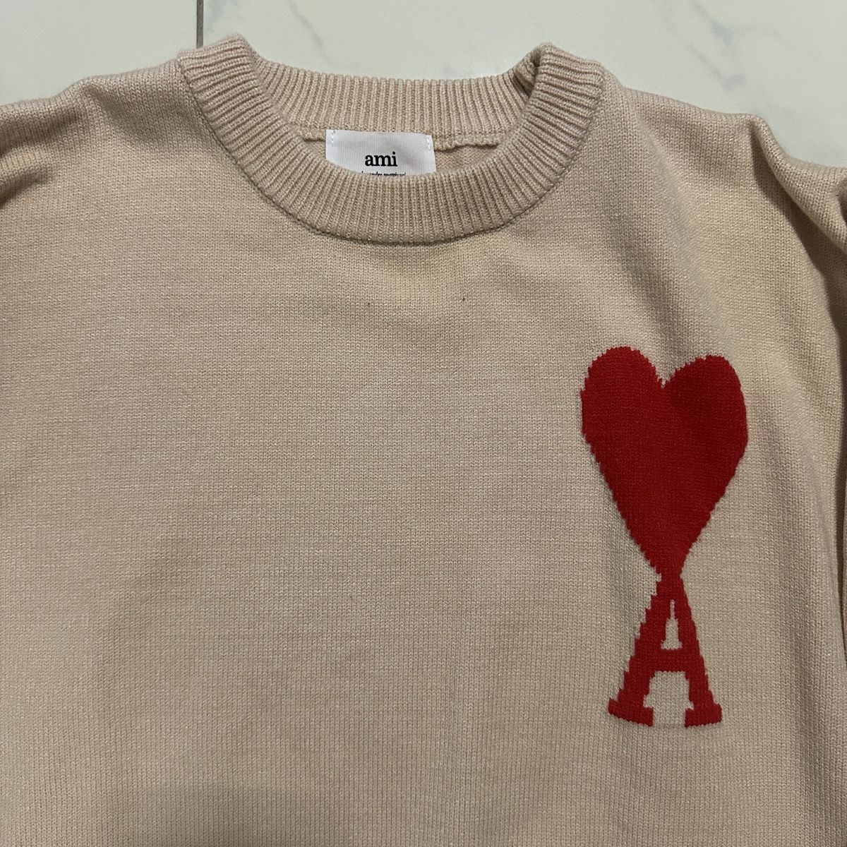 Pullover & Sweatshirts: AMI Paris Pullover Grösse L – Neu (gemäss Beschreibung) aus Frenkendorf von a_1999 1