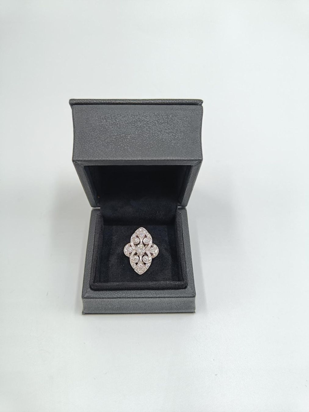 Anelli: FLORALER DIAMANTRING 925 STERLINGSILBER – Usato da Luzern venduto da EdiGem 2
