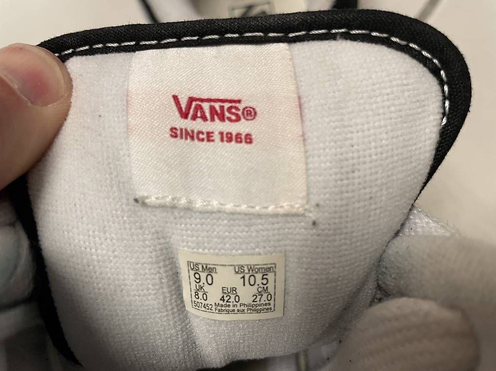 Scarpe da uomo: Vans-Schuhe schwarz, Grösse 42 – Usato da Möriken AG venduto da nipamijule 2