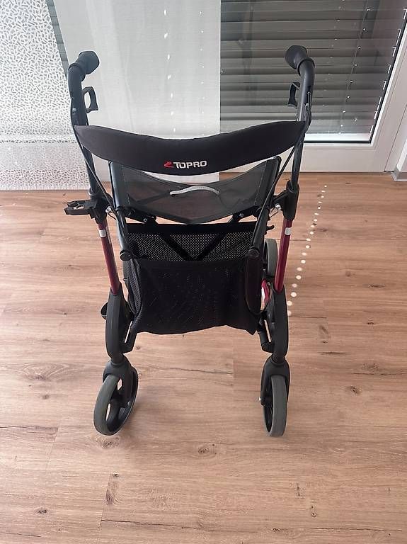 Aides à la marche: Rollator Topro Troja M – D'occasion à Märstetten par Luca6807 3