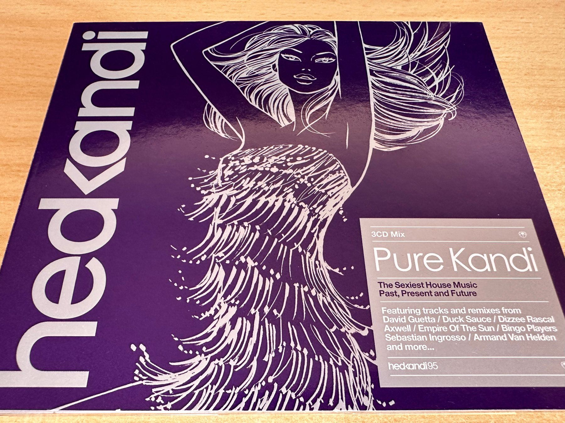 CD: Various - Hed Kandi – Pure Kandi - 3 CD – Usato da Rikon im Tösstal venduto da Alpenmutz 2