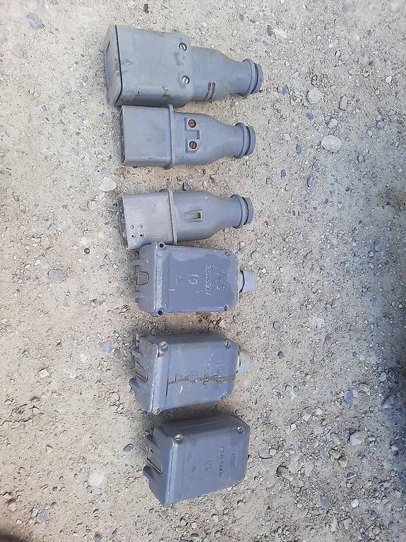 Stecker: Div I25 Steckdosen  – Gebraucht aus Rüedisbach von simon.86 4