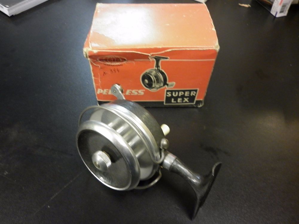 Ancien moulinet de peche Super Lex modèle I.T. old fishing reel alte