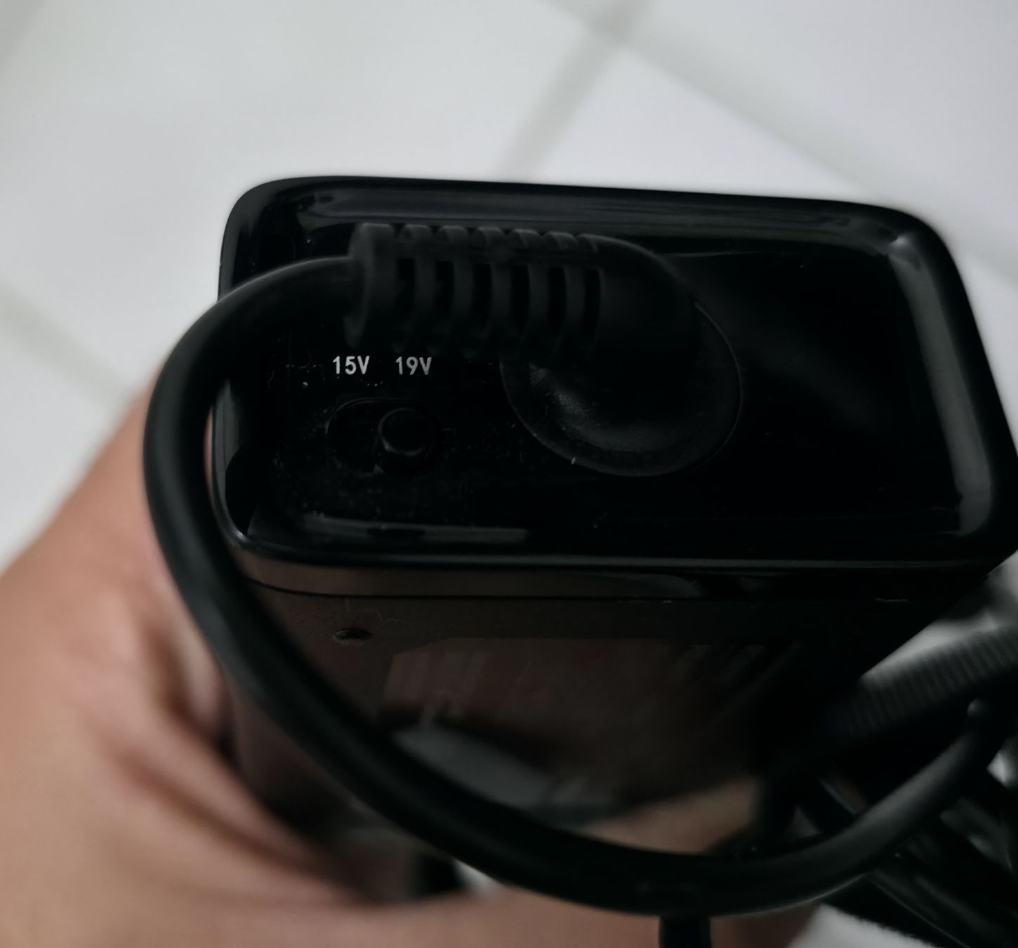 Hama Ladegerät: HAMA Bloc d'alimentation pour ordinateur portable – Neu (gemäss Beschreibung) aus Embrach von niz_8sff 5