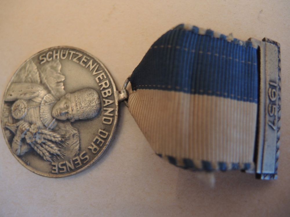 Alte Sport Medaille - Speerwurf Schwyz Höfe B.T.V.H. 1958 (Gebraucht