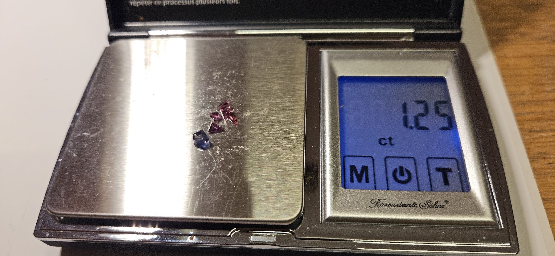 Pietre preziose: Tansanit 1.25ct. Unbehandelt Stern – Nuovo e nell'imballaggio originale da Nürensdorf venduto da salibeer 1