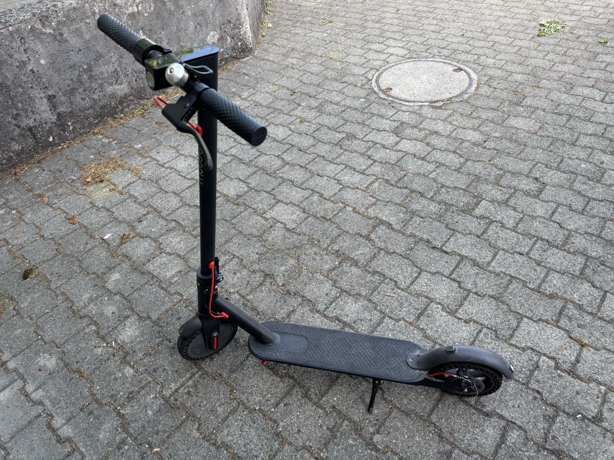 Elektromobile: E - Scooter – Defekt aus Aarau von Zichorien 1