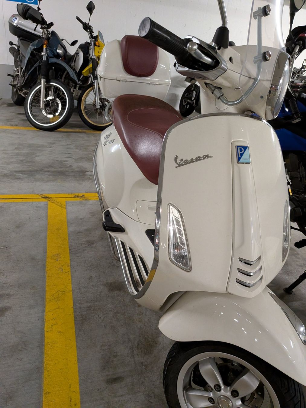 Vespa Scooter: Vespa Primavera 3V – Difettoso da Zürich venduto da joe_8dzw 1