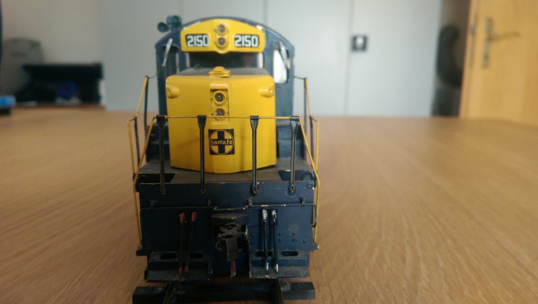 Modelleisenbahnen: Santa Fe 2150 GP20 brass Kadee 2-rail – Gebraucht aus Tafers von Fbrh 6