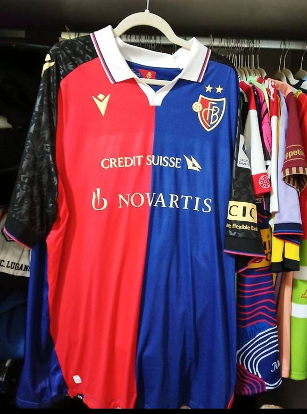 FC Basel Leibchen & Hosen: maglia fc basel xhaka – Gebraucht aus Sigirino von acquila16 1