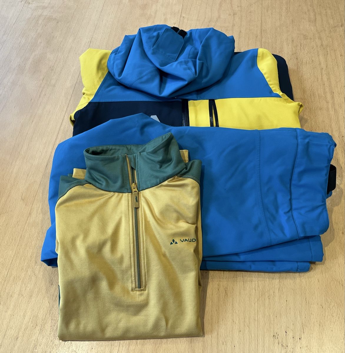 Albright Lotti & Set di vestiti: Skibekleidungset Jungs gr.152 – Usato da S. Carlo GR venduto da sassalb