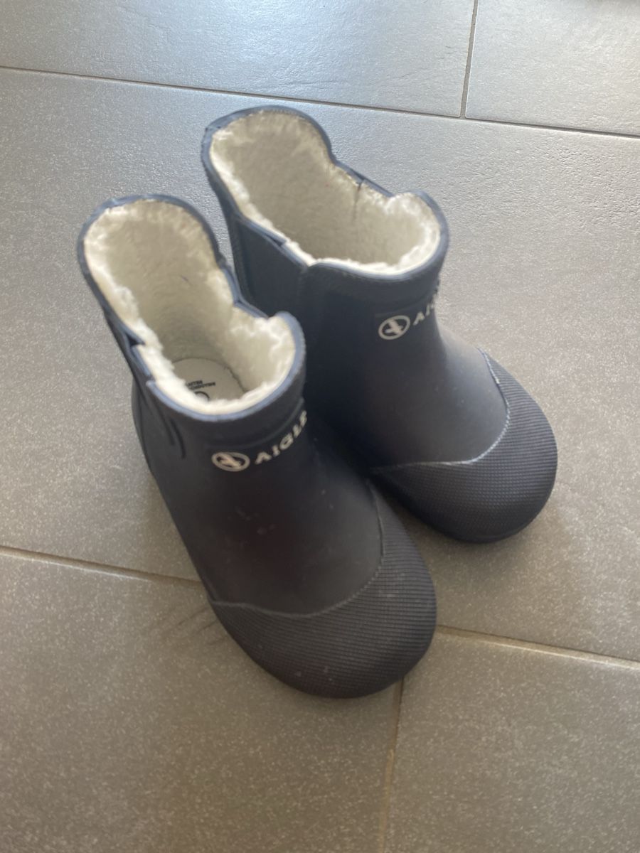 Schuhe für Jungen: Aigle Kinder Gummistiefel mit Futter Grösse 24  – Neu (gemäss Beschreibung) aus Binningen von Eober