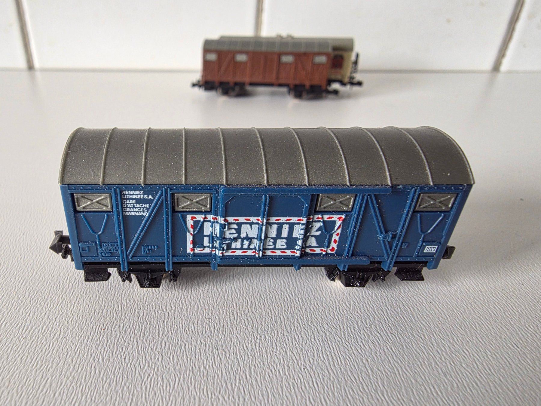 Lima Modelleisenbahnen: 6 Stück verschiedene Güterwagen – Gebraucht aus Seuzach von Loeckeli01 4