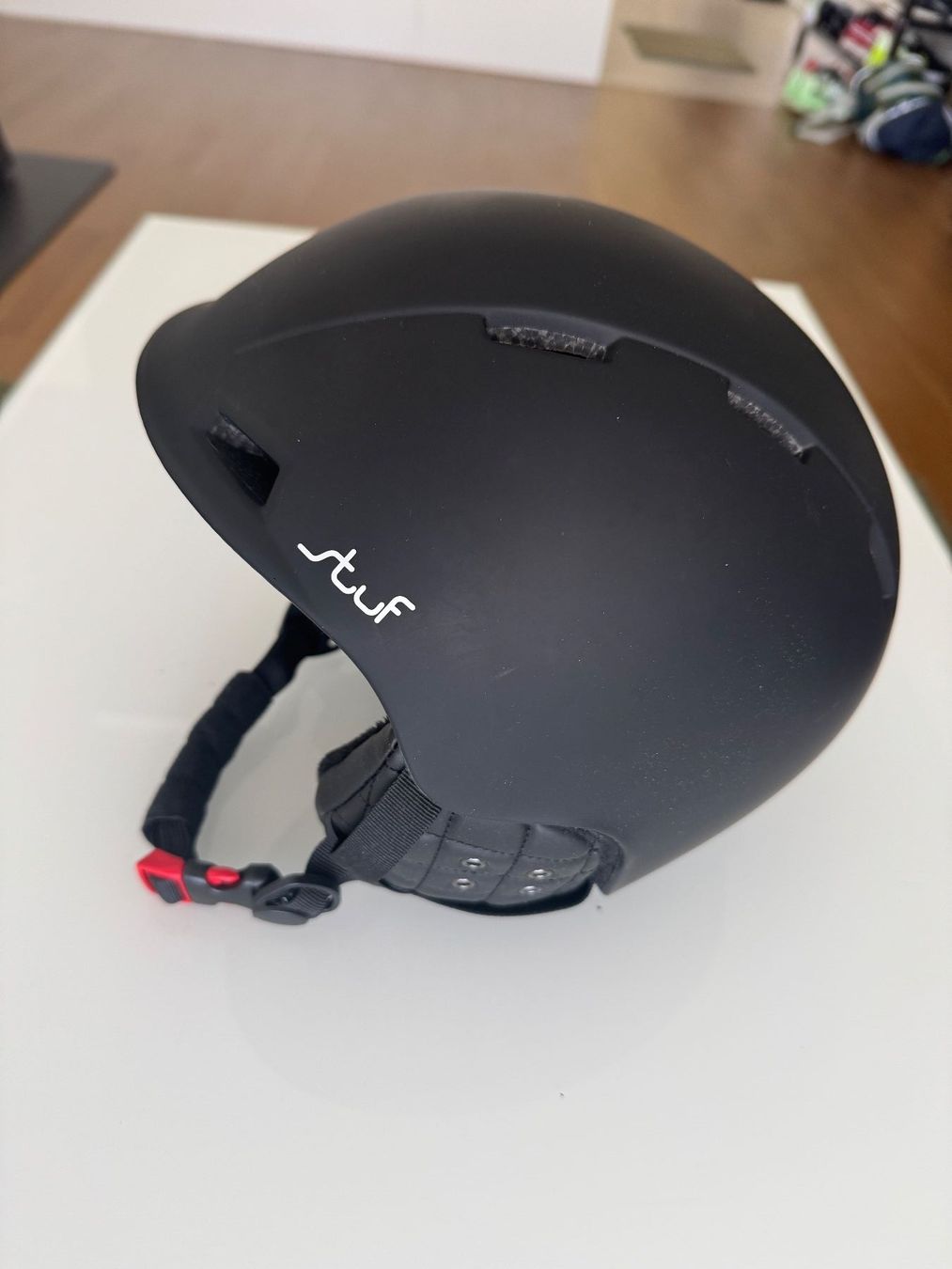 Caschi: Stuf Basic Pro Ski & Snowboard Helm - Size S (50-54cm) - NEU – Usato da Sursee venduto da k12g223 5