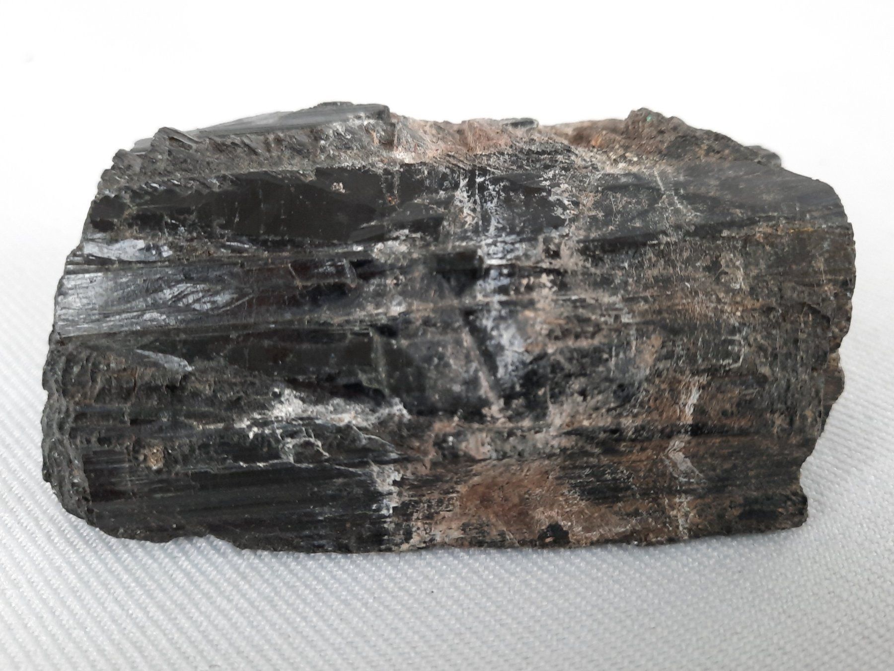 Minerali & Pietre curative: Schwarzer Turmalin Schörl Roh – Usato da Beinwil am See venduto da Restwert_Beinwil 2