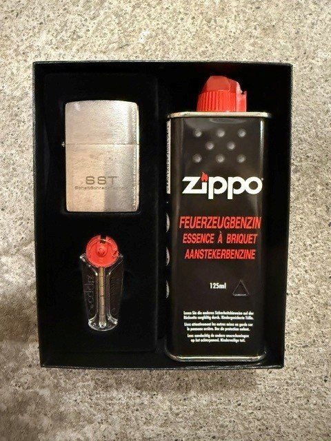Zippo Feuerzeuge: Zippo Feuerzeug – Gebraucht aus Bern von d1678
