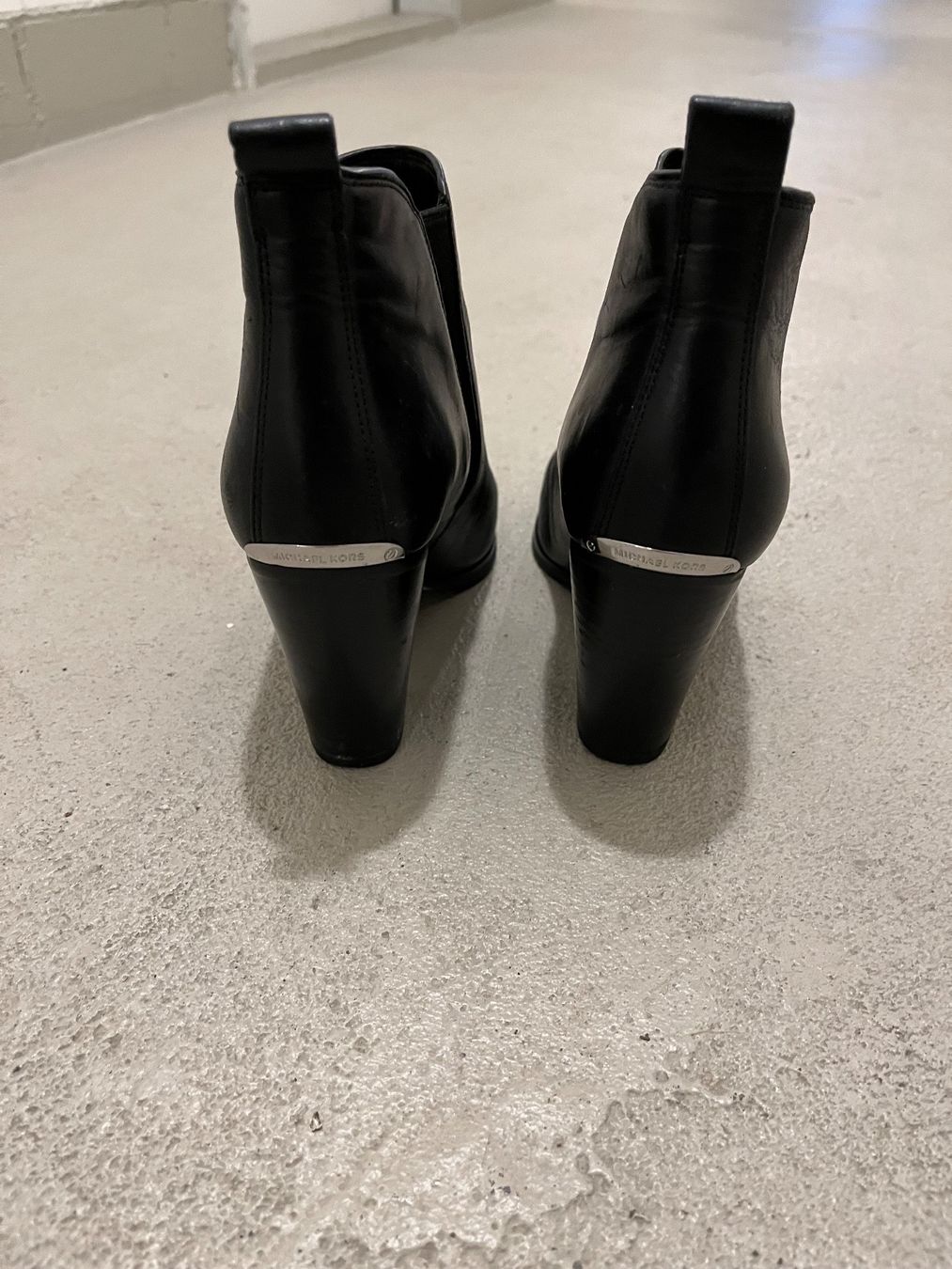 Michael Kors Scarpe da donna: Michael Kors Stiefeletten – Usato da Wil SG venduto da mar_2jrf 2