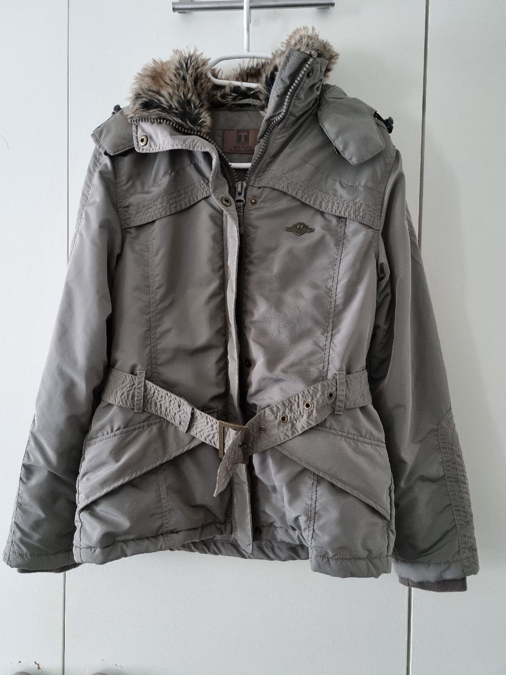 Giacche: Winterjacke Gr. M – Usato da Thalwil venduto da Briscolina