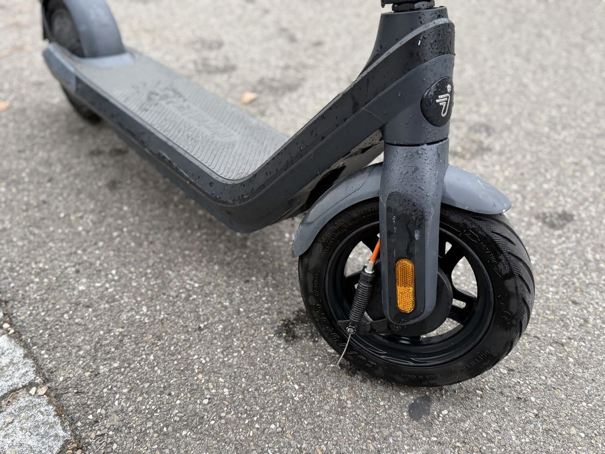 Elektromobile: E-Scooter Ninebot E2 pro – Gebraucht aus Aarau von bikestones 2