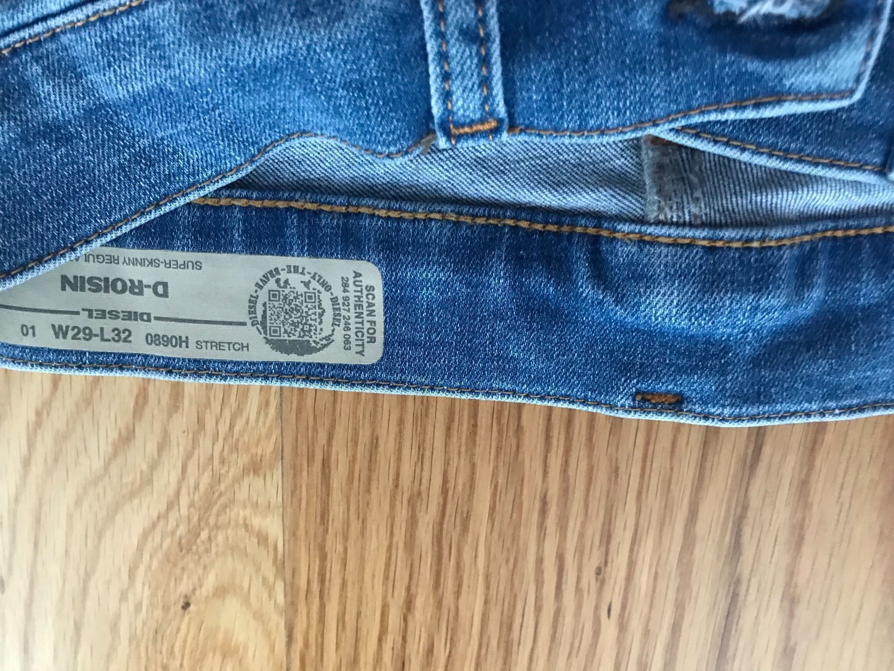 Jeans: Diesel Jeans D-Roisin – Neu (gemäss Beschreibung) aus Unteriberg von fae_2gz2 1