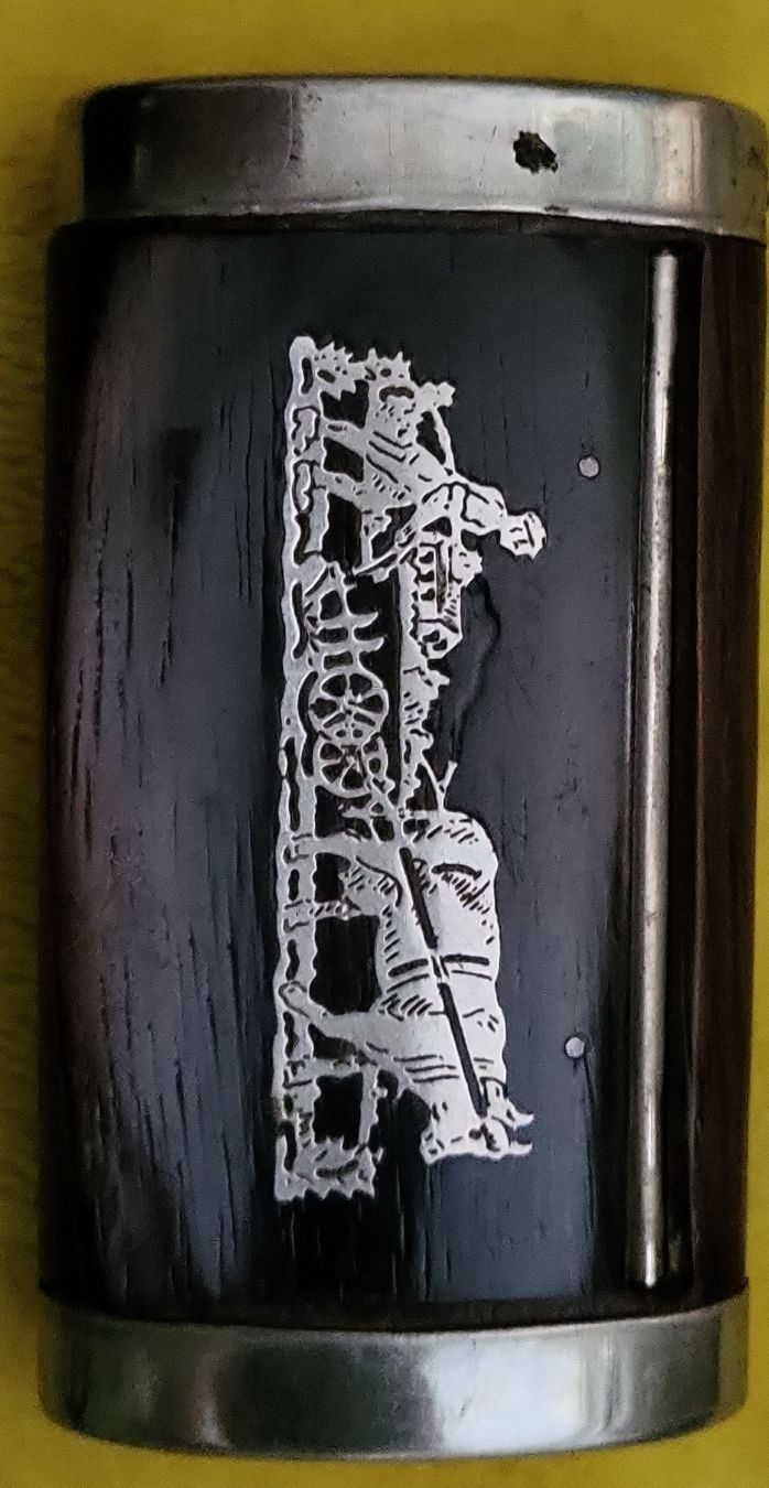 Tutte le decorazioni: scstola in legno con decorazione  – Usato da Splügen venduto da man_9l5w
