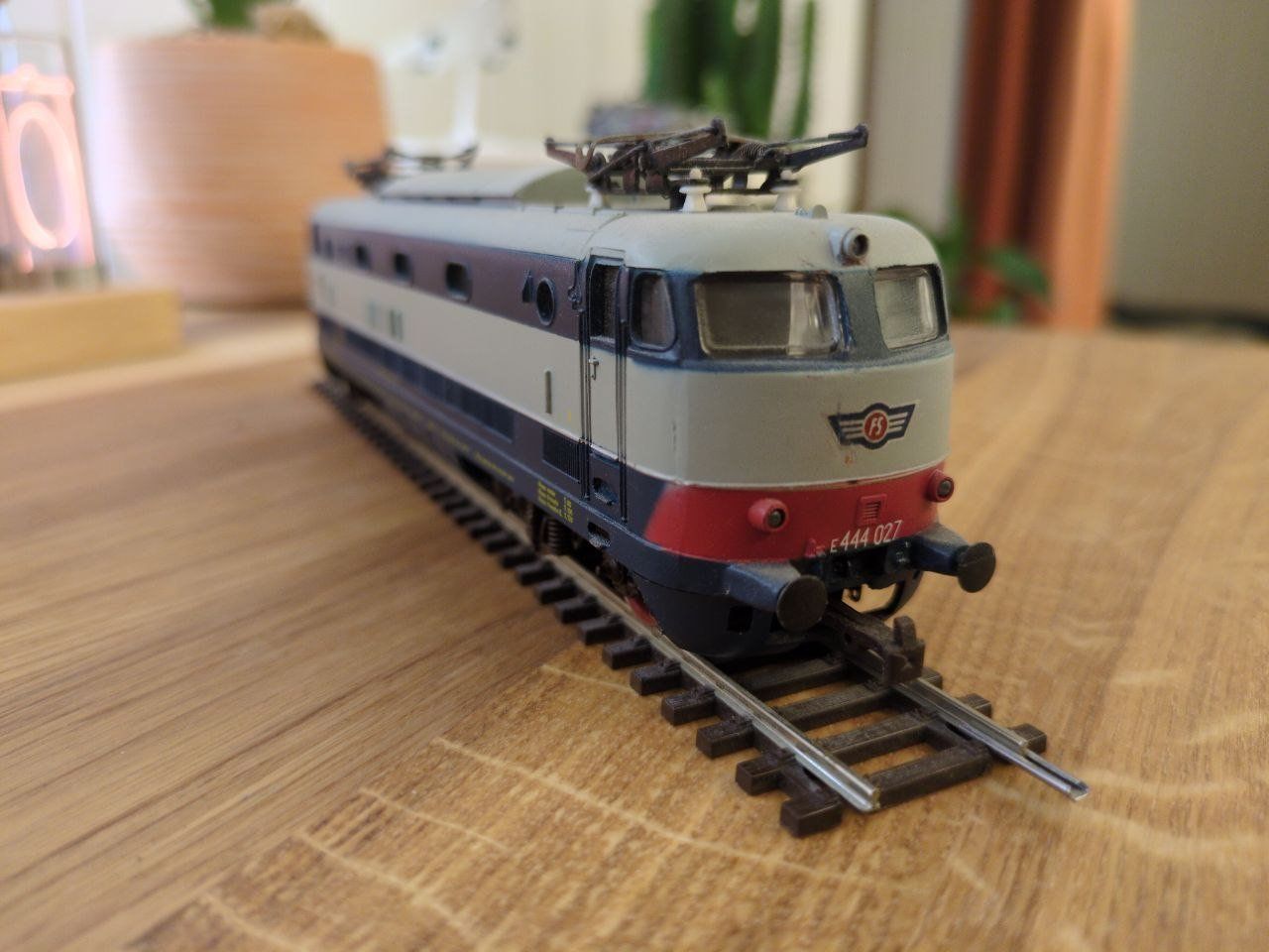 Rivarossi Modellini di ferrovie: Seltene Rivarossi FS E444 H0 – Usato da Grindelwald venduto da danielep 4