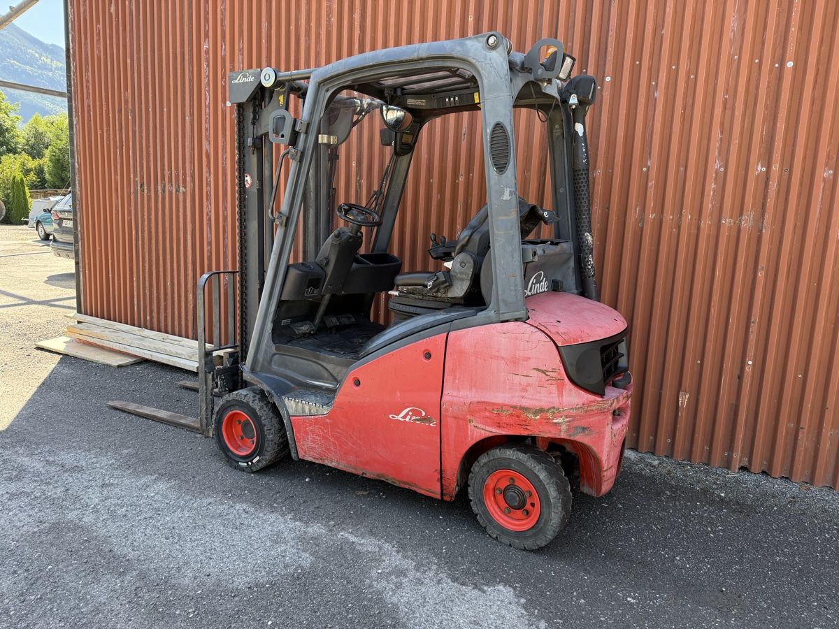 Linde Carrelli elevatori e a forche: Linde H18D – Usato da Buchs SG venduto da werk96 1