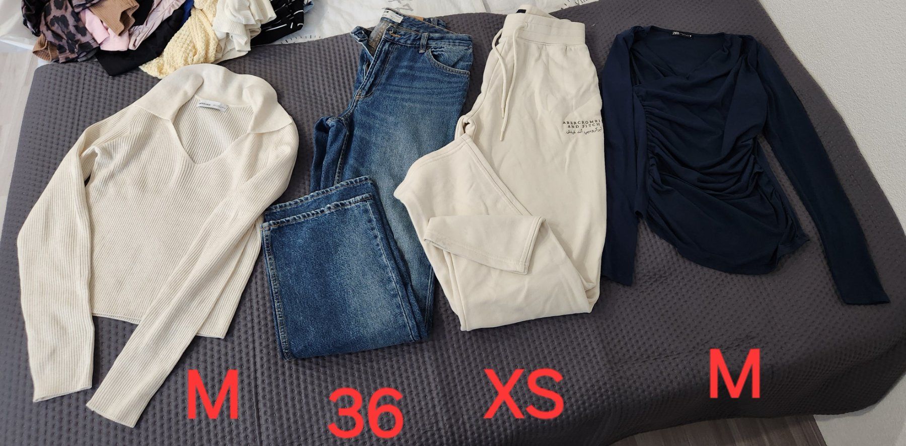 Lotti di vestiti: Damen Kleiderpaket, Grösse XS-L – Usato da Oftringen venduto da Leleni 2