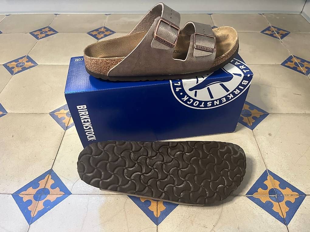 Birkenstock Herrenschuhe: Birkenstock unisex pointure 40 – Gebraucht aus Crémines von AlineSchaller 1