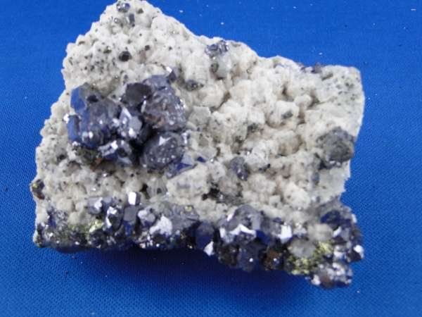 Mineralien & Heilsteine: Galena mit Quartz auf Mangano-Calcit – Gebraucht aus Schinznach Bad von Demerald