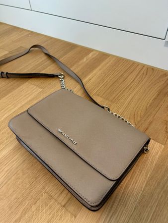 MICHAEL KORS Umhängetasche Leder beige neuwertig