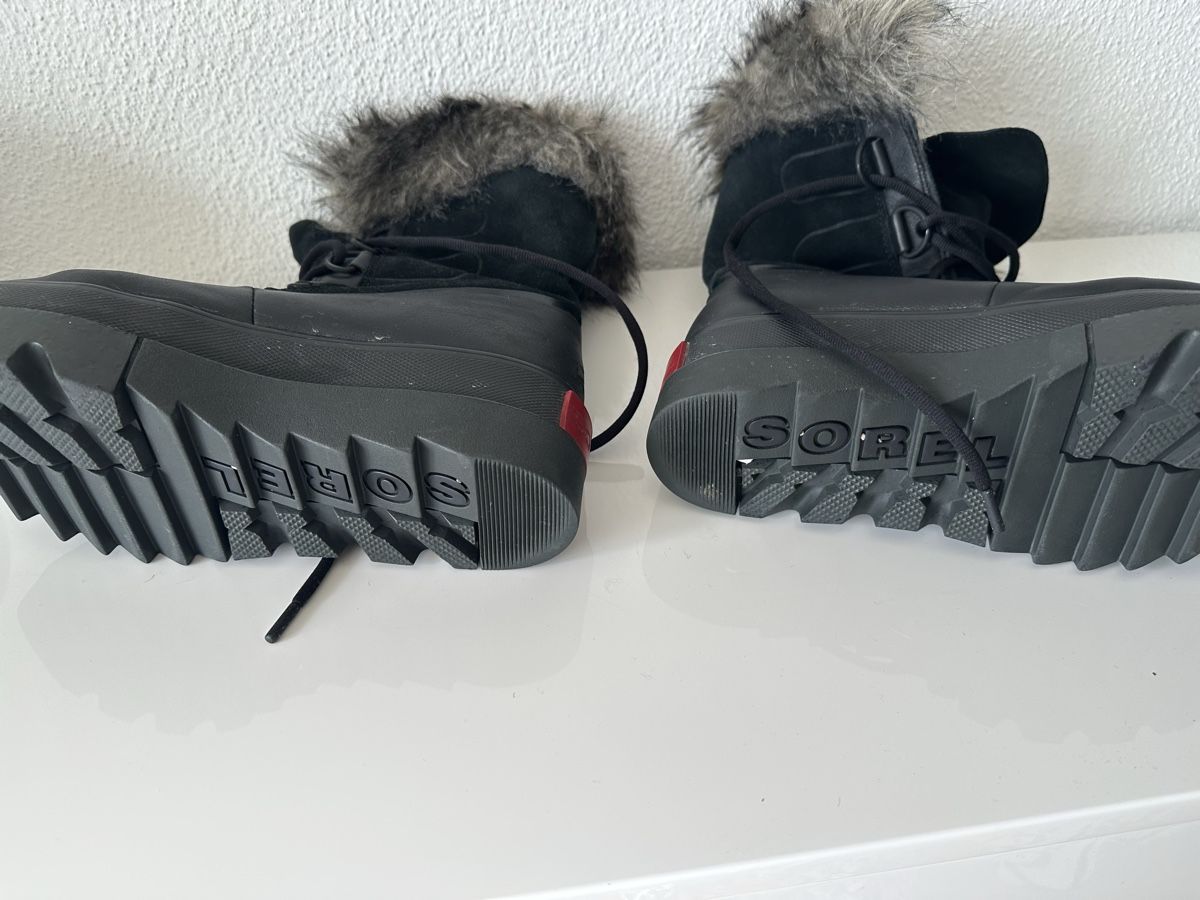 Sorel Scarpe da donna: Sorel Winterstiefel, Gr. 40, neuwertig – Usato da Männedorf venduto da Ewallstreet 5