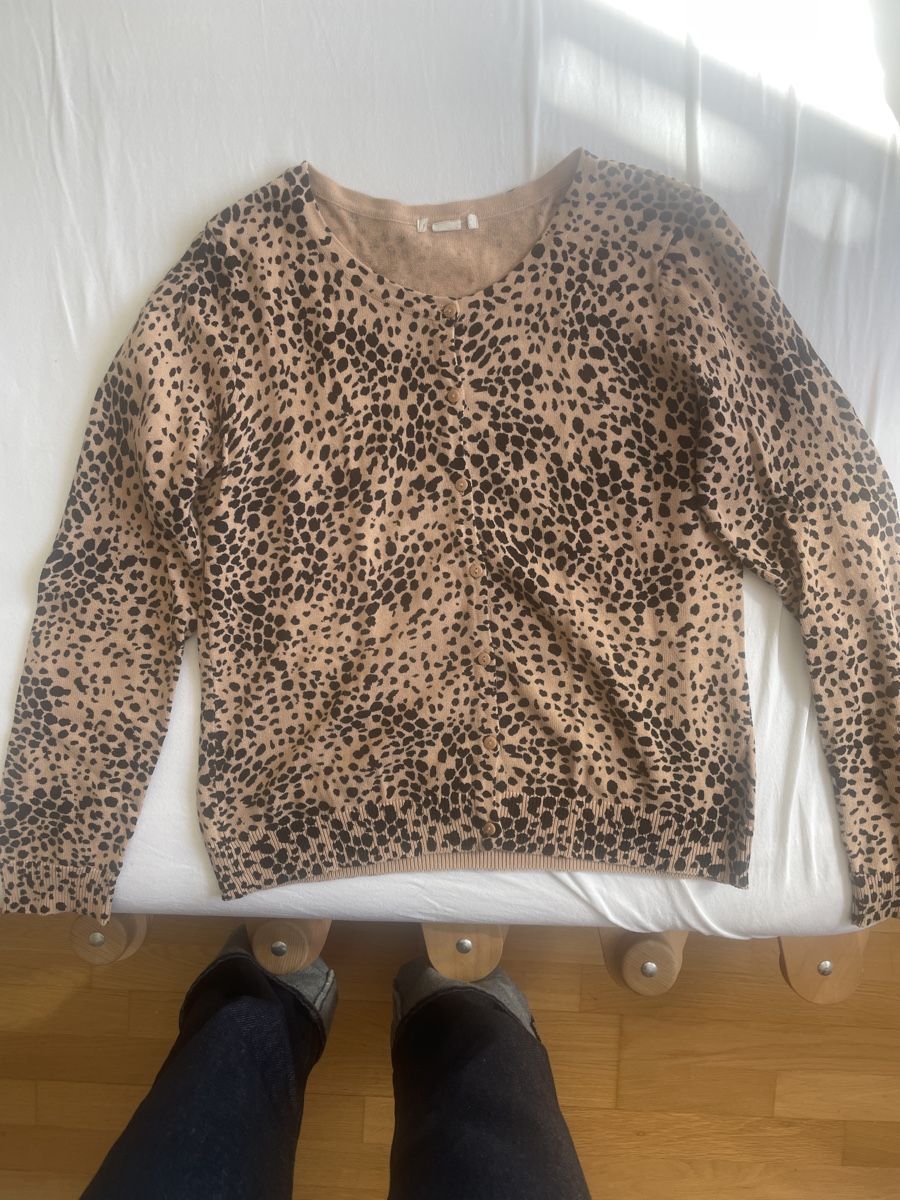 Maglioni & Felpe: Leopardenmuster Strickpullover S-M – Nuovo (secondo la descrizione) da Zürich venduto da LeTeNiDo