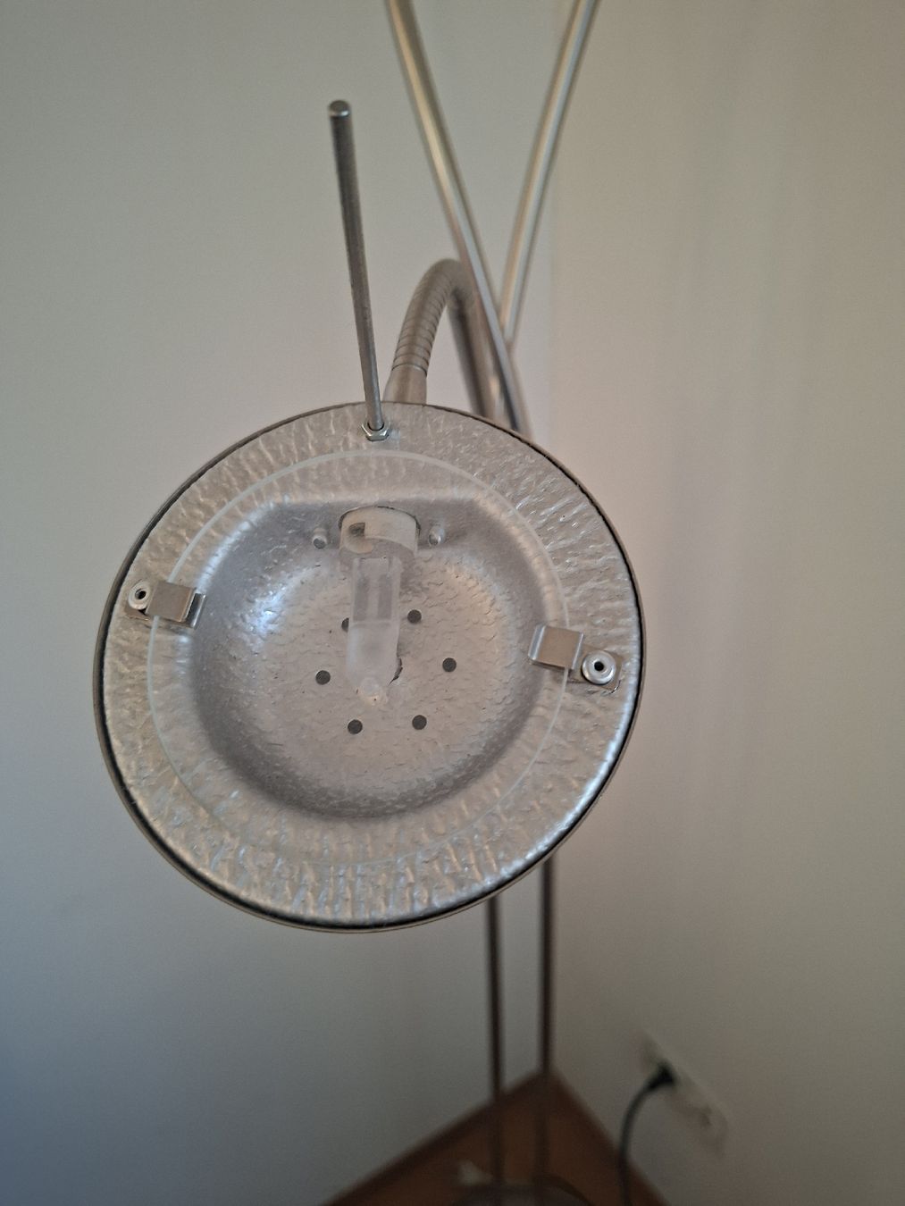 Lampade: Steh-Lampe mit Drehregler – Usato da Dübendorf venduto da pae_5bxf 2