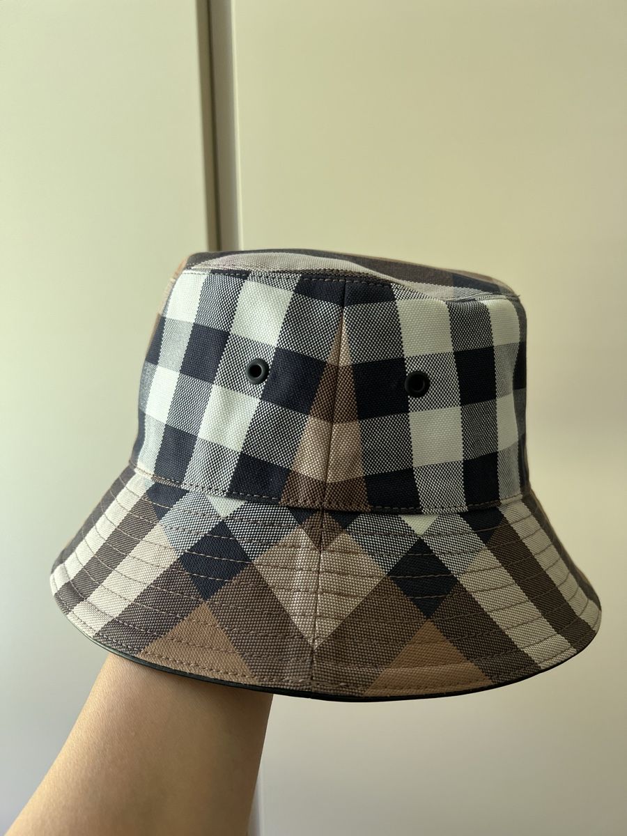 Burberry Hüte, Mützen & Caps: Burberry Bucket Hat Checked Canvas New – Neu (gemäss Beschreibung) aus Corsier GE von Karol_save_planet 3