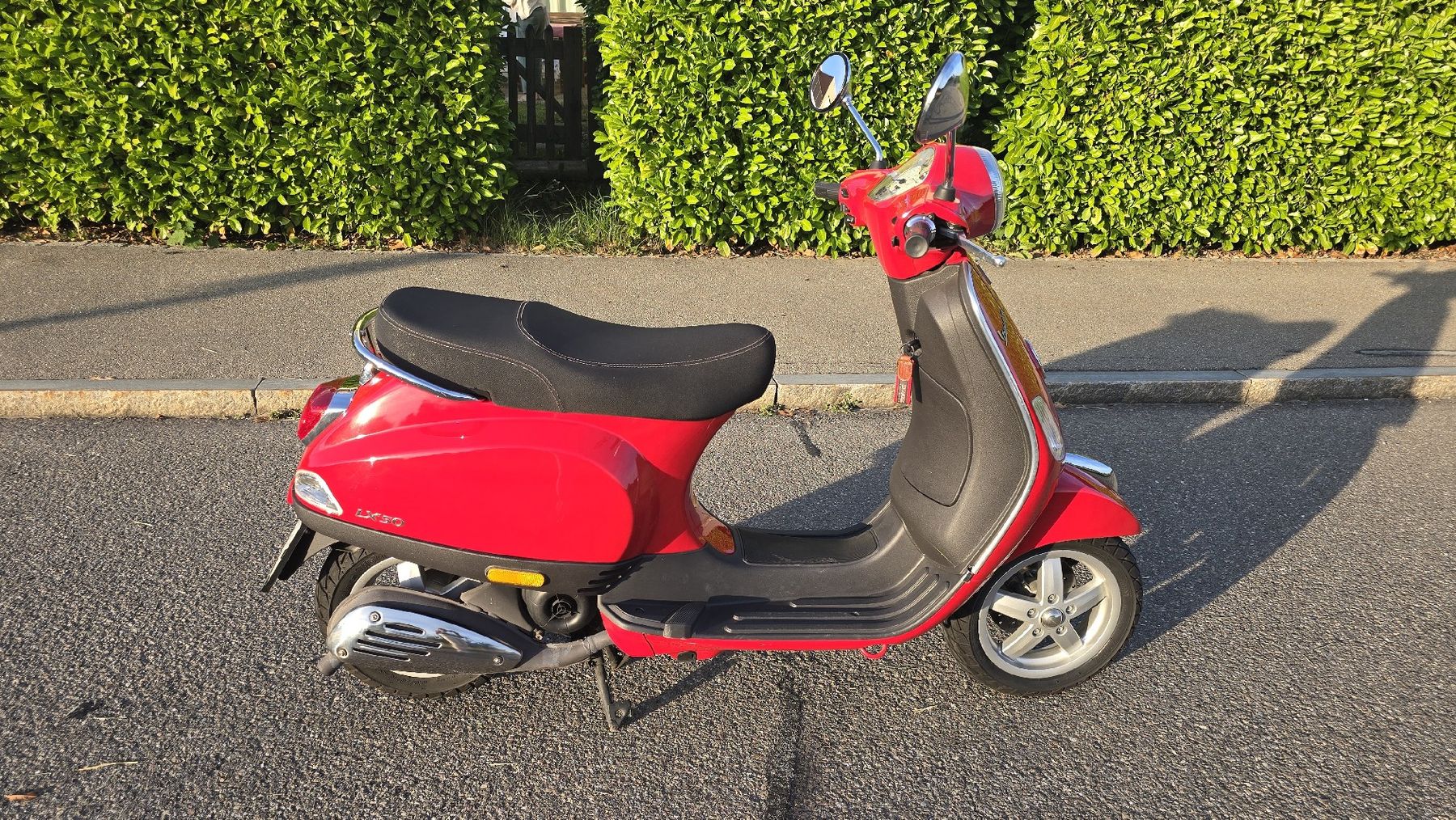 Piaggio Strada: Vespa LX2 50 Rot – Usato da Zumikon venduto da Ml404 3