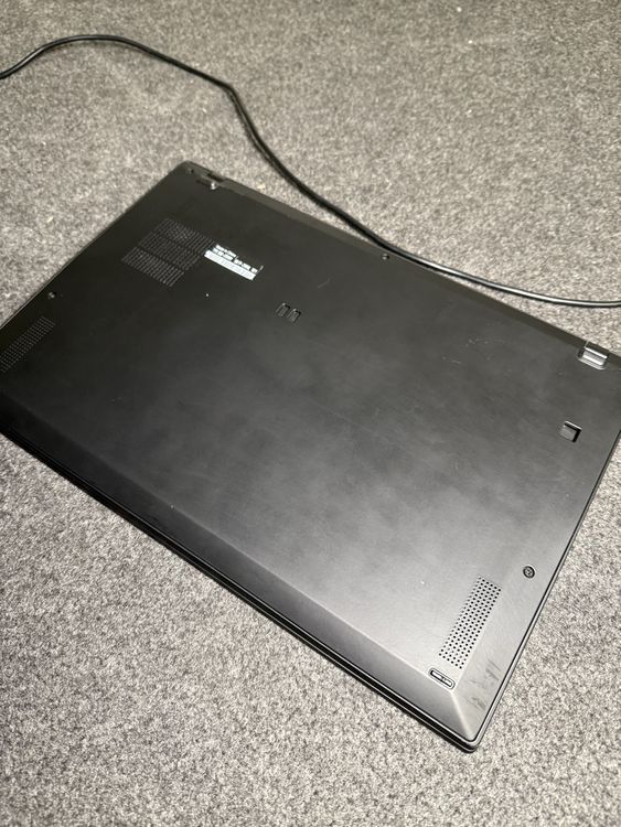 LENOVO ThinkPad X1 Carbon Gen7 3